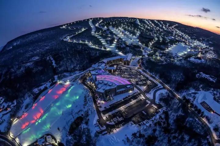 Pocono Paradise - 3 Bedroom 3 And Half Bathroom Townhouse Tannersville Exteriör bild